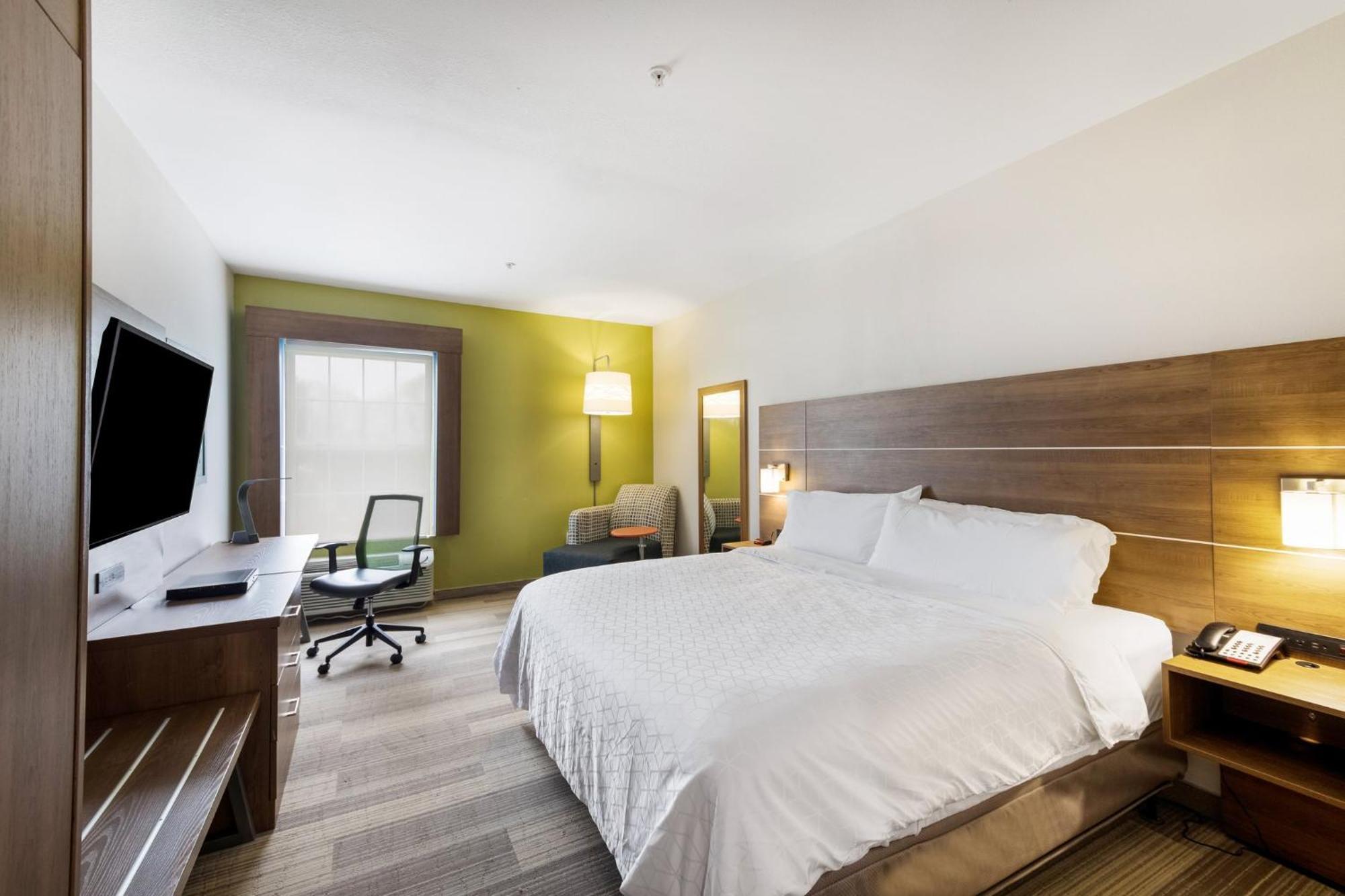 Holiday Inn Express Hotel & Suites Columbus By Ihg Buitenkant foto